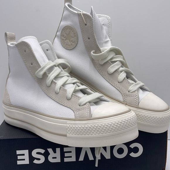 Converse WMNS CTAS LIFT HI
WHITE/VAPOROUS GRAY/LIGHT GOLD A09774C Platforms Snkr - Picture 4 of 16